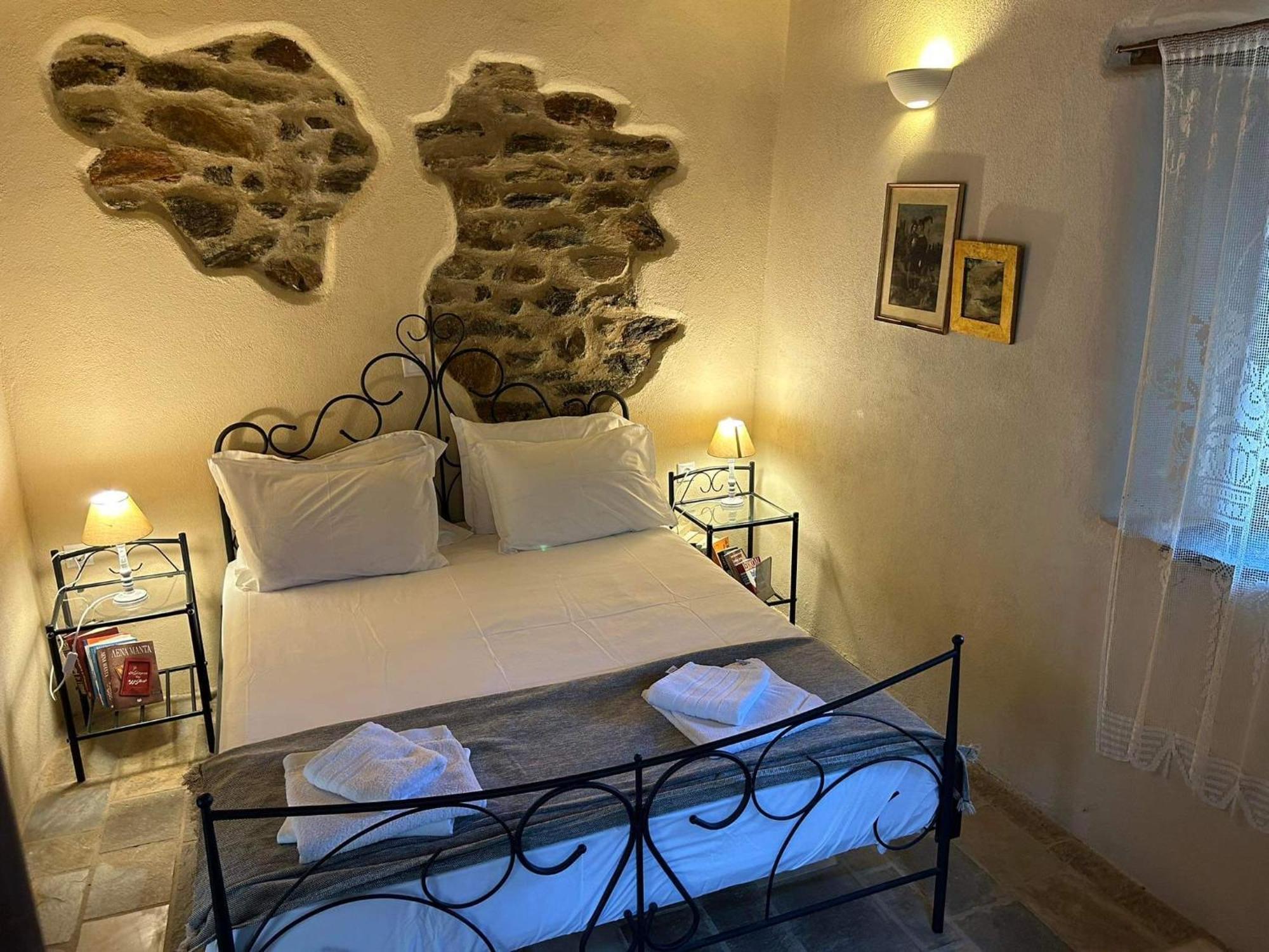 מונמבאסיה Guesthousekamara מראה חיצוני תמונה