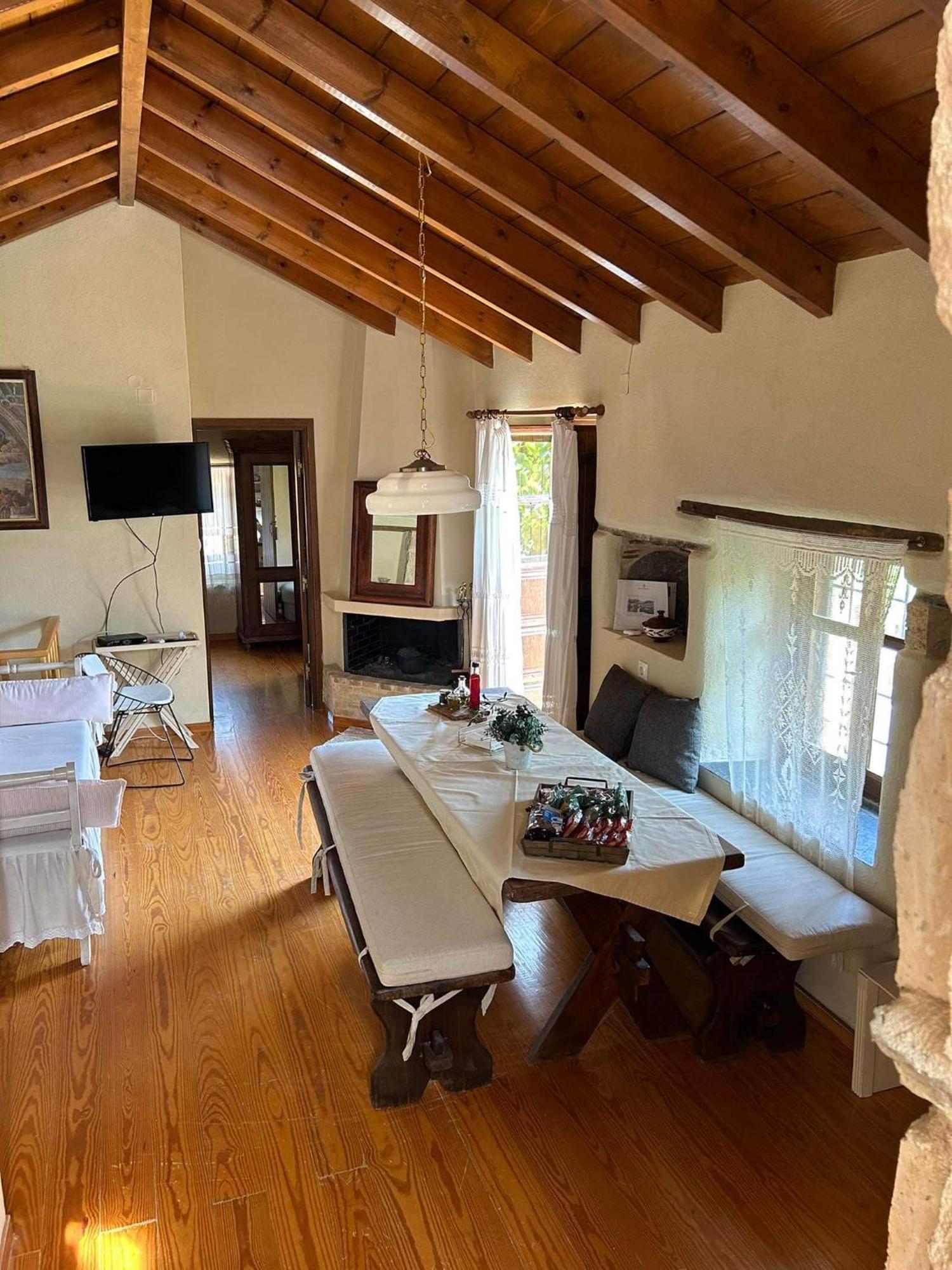 מונמבאסיה Guesthousekamara מראה חיצוני תמונה