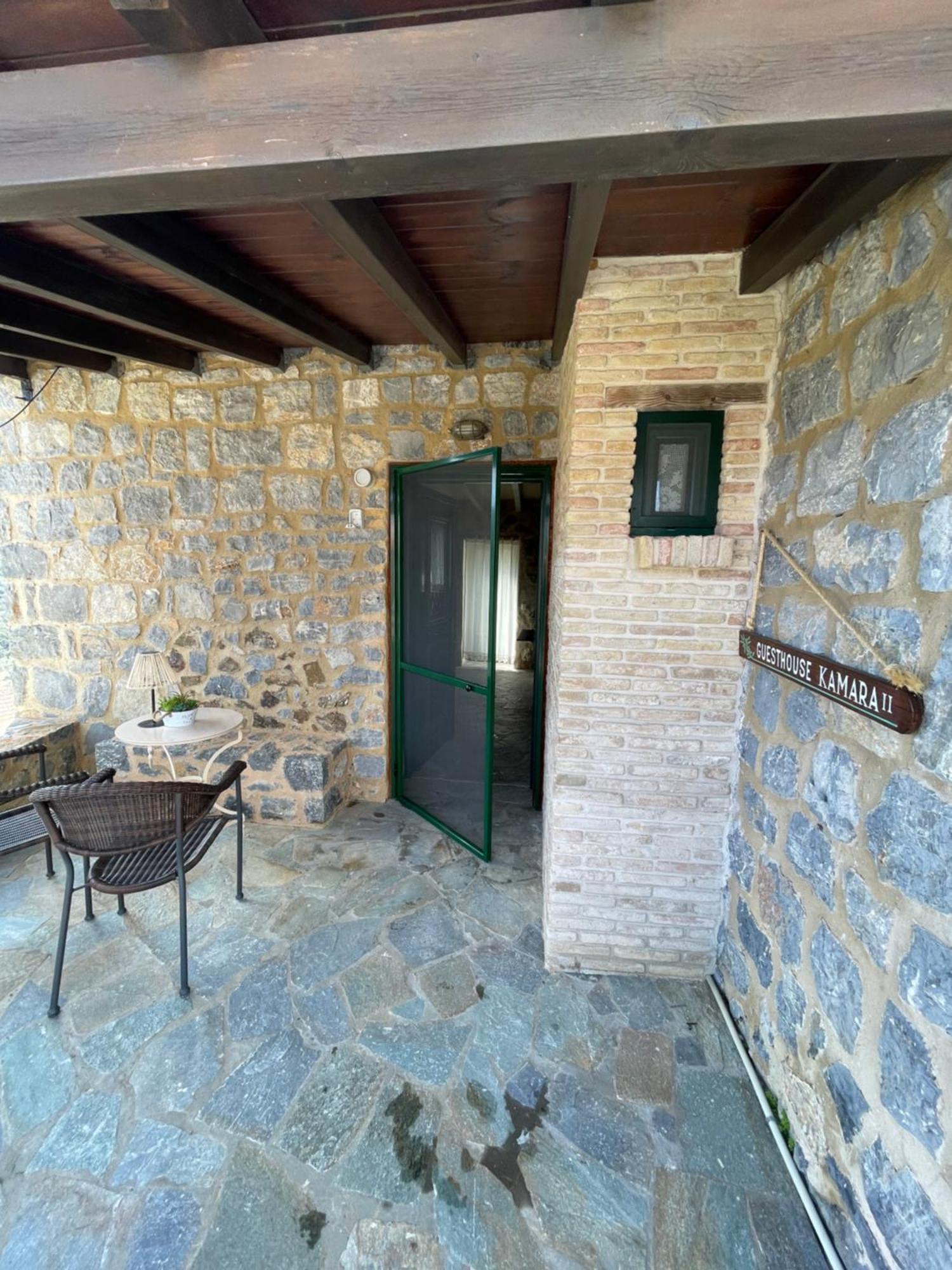 מונמבאסיה Guesthousekamara מראה חיצוני תמונה